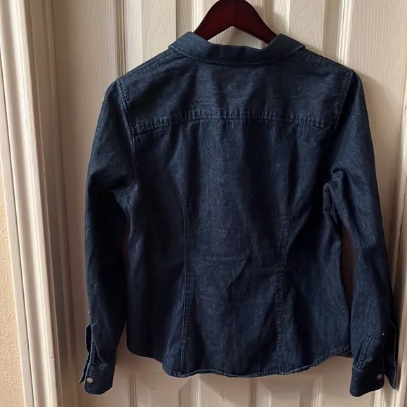 TALBOTS BLUE JEAN TOP SIZE 8P - Picture 4 of 4